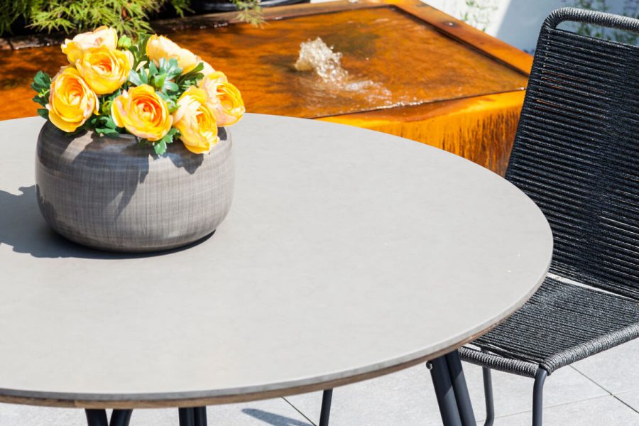 Simi designerski stół ogrodowy z cementowym blatem okrągły stół 120 cm Suns