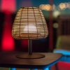 Boheme bezprzewodowa lampa stołowa ogrodowa LED z kloszem technorattanowym | Lumisky
