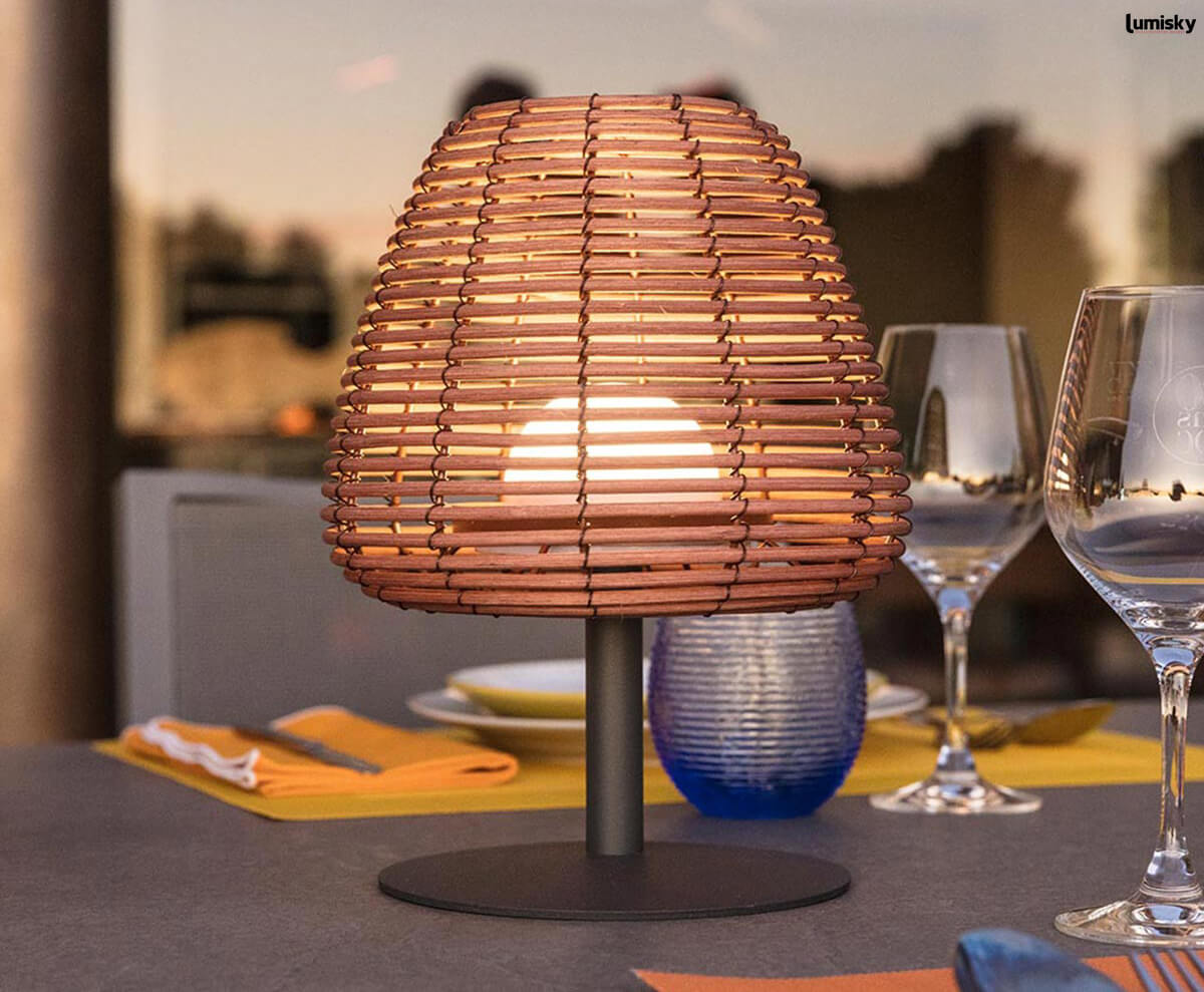 Boheme bezprzewodowa lampa stołowa ogrodowa technorattan LED Lumisky