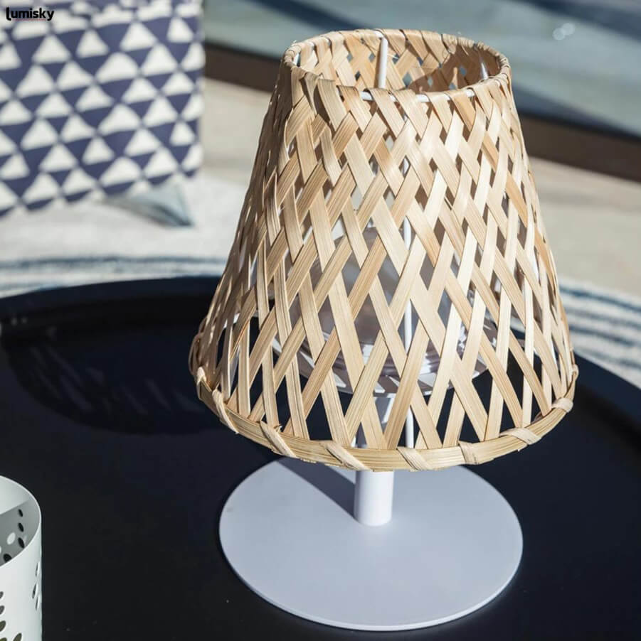 Ibiza bezprzewodowa lampa stołowa ogrodowa LED biała bambusowy klosz Lumisky