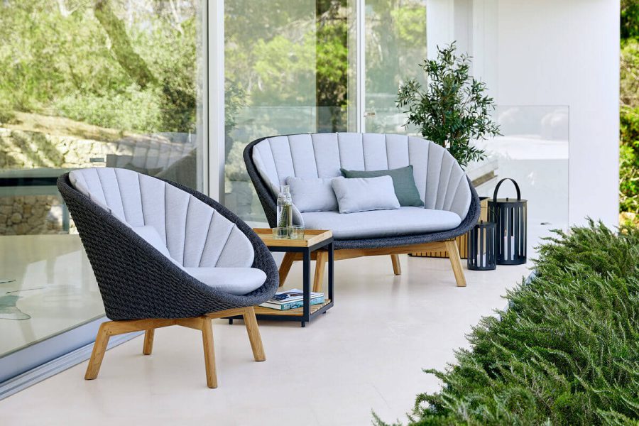 Peacock fotel ogrodowy Soft Rope 2 kolory ciemnoszary sofa kanapa ogrodowa Cane-line luksusowe meble ogrodowe