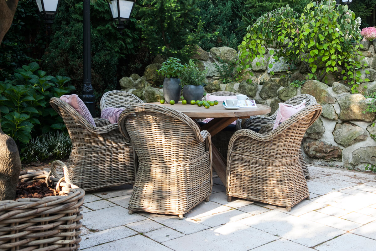 Bordeaux okrągły teakowy stół ogrodowy stół drewniany teak fotele ogrodowe Vimine