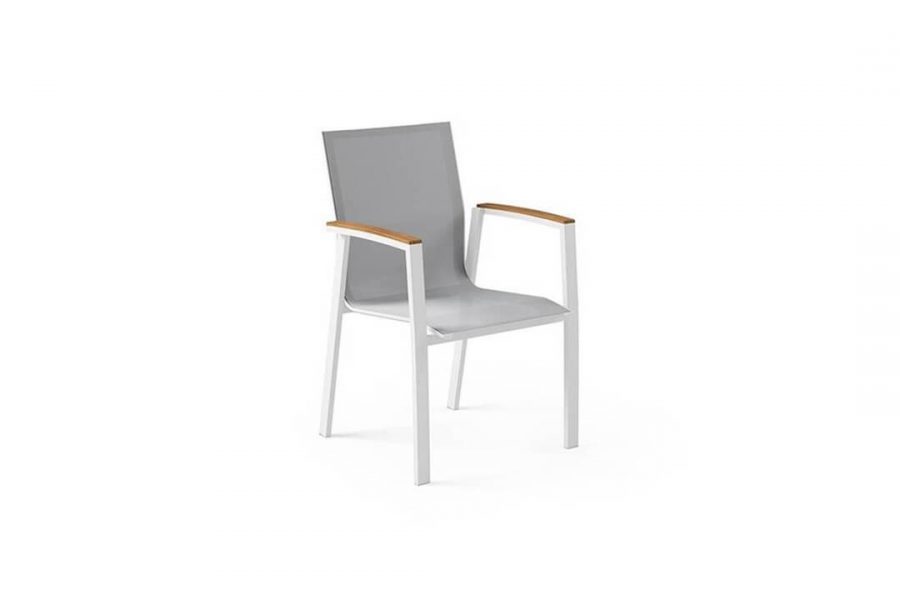 Leon nowoczesne krzesło ogrodowe aluminium podłokietniki teak białe siatka Zumm