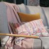 Merano nowoczesny komplet mebli ogrodowych antracytowa podstawa sofa ogrodowa 3 osobowa szare poduszki Zumm