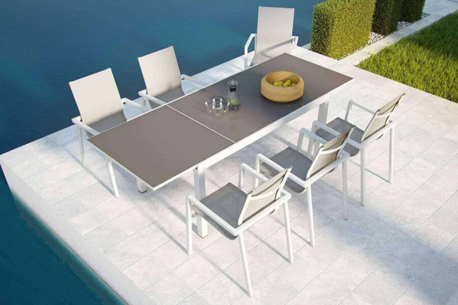Toledo stół ogrodowy rozkładany z aluminium biały blat szklany krzesła ogrodowe Zumm