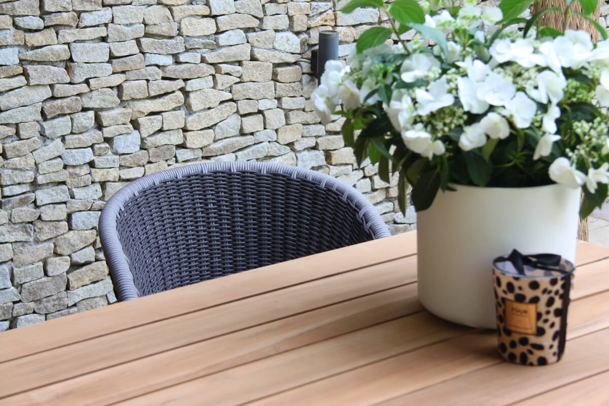 Cologne Spring zestaw stołowy ogrodowy 6-8 osobowy stół ogrodowy drewniany teak plecione krzesła Twojasiesta luksusowe meble ogrodowe