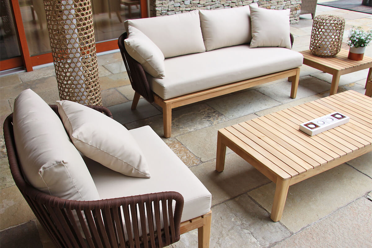 Manacor meble ogrodowe komplet wypoczynkowy fotele ogrodowe stoliki drewniane lampy ogrodowe Silo Spelt Twojasiesta luksusowe meble ogrodowe