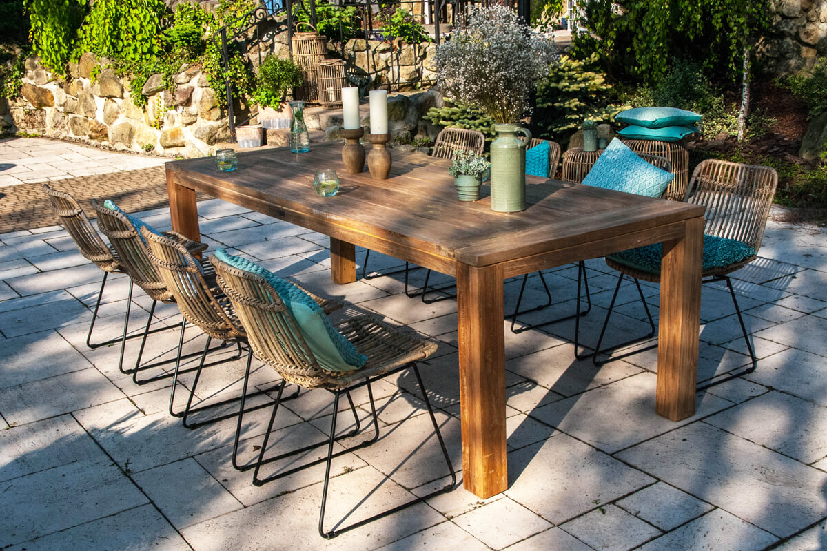 Nimes Dinan zestaw ogrodowy stołowy 8-10 osób stół teakowy ogrodowy Nimes 240 cm 8 krzesł Dinan rattan naturalny Vimine luksusowe meble ogrodowe
