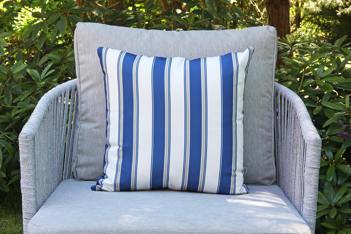 Passo błękit paryski poduszka ogrodowa wzór linie pasy Twojasieta dekoracyjne poduszki ogrodowe