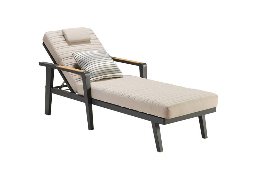 Emoti nowoczesny leżak ogrodowy aluminium jasne poduszki Higold luksusowe meble aluminiowe