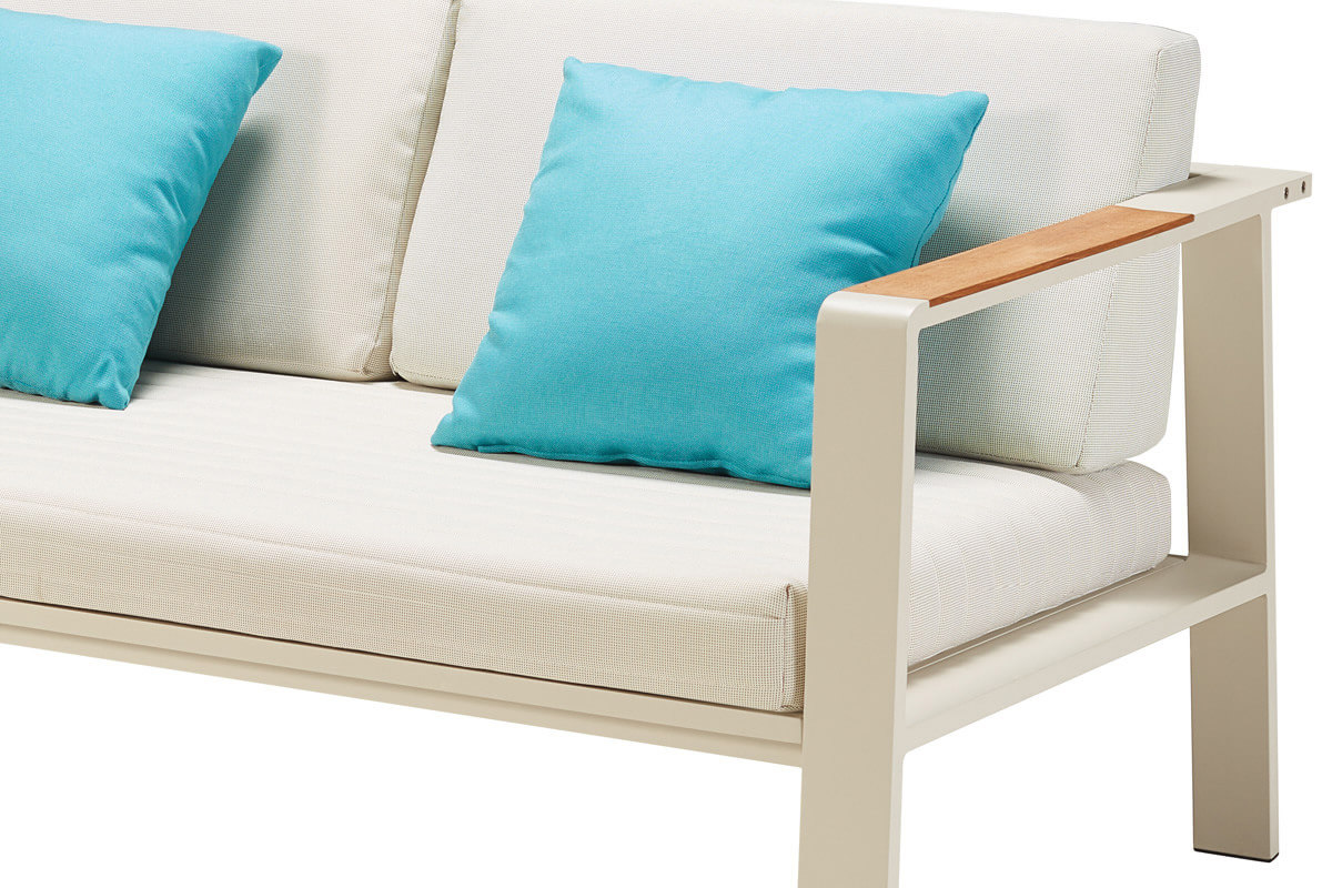Nofi zestaw mebli ogrodowych z sofa 3 osobową aluminium beżowe meble aluminiowe Higold meble ogrodowe aluminium