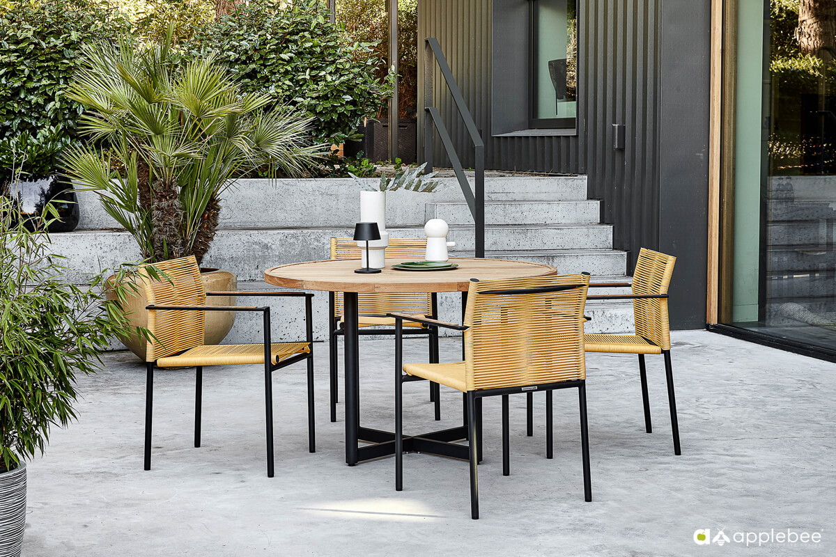 Jakarta zestaw stołowy do ogrodu dla 4 osób stół żółte krzesła ogrodowe sztapla lina Apple Bee zestawy ogrodowe premium