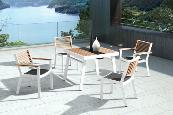 York zestaw mebli ogrodowych stół i krzesła dla 4 osób białe aluminium teak Higold luksusowe meble ogrodowe