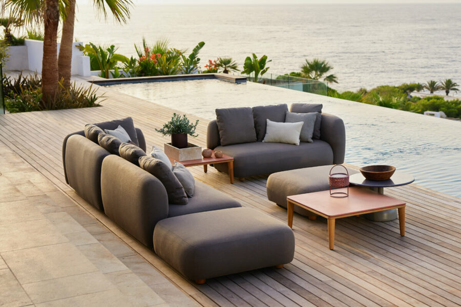 Capture sofa ogrodowa 2 osobowa z podłokietnikiem nowoczesne meble ogrodowe Cane-line