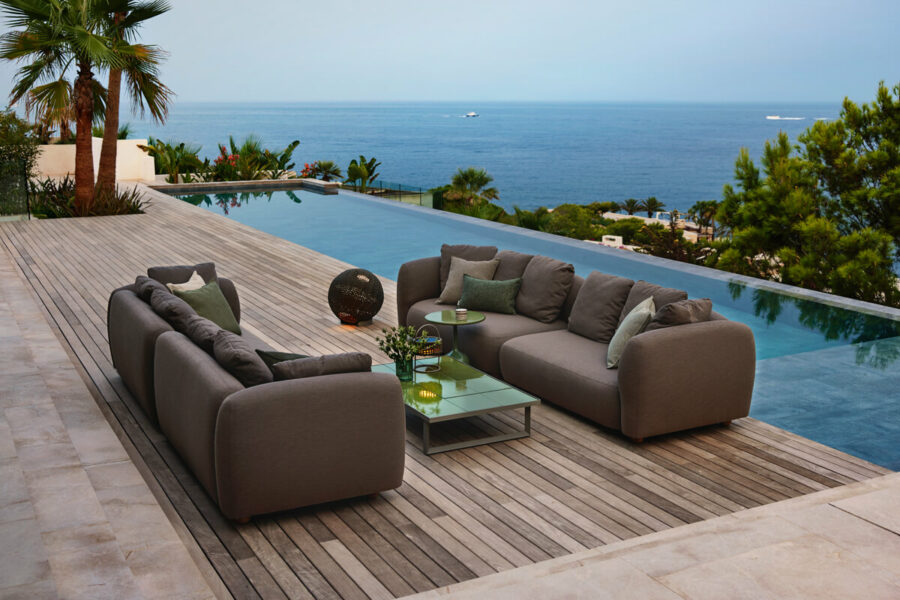 Capture sofa ogrodowa 2 osobowa z podłokietnikiem tekstylne meble ogrodowe Cane-line