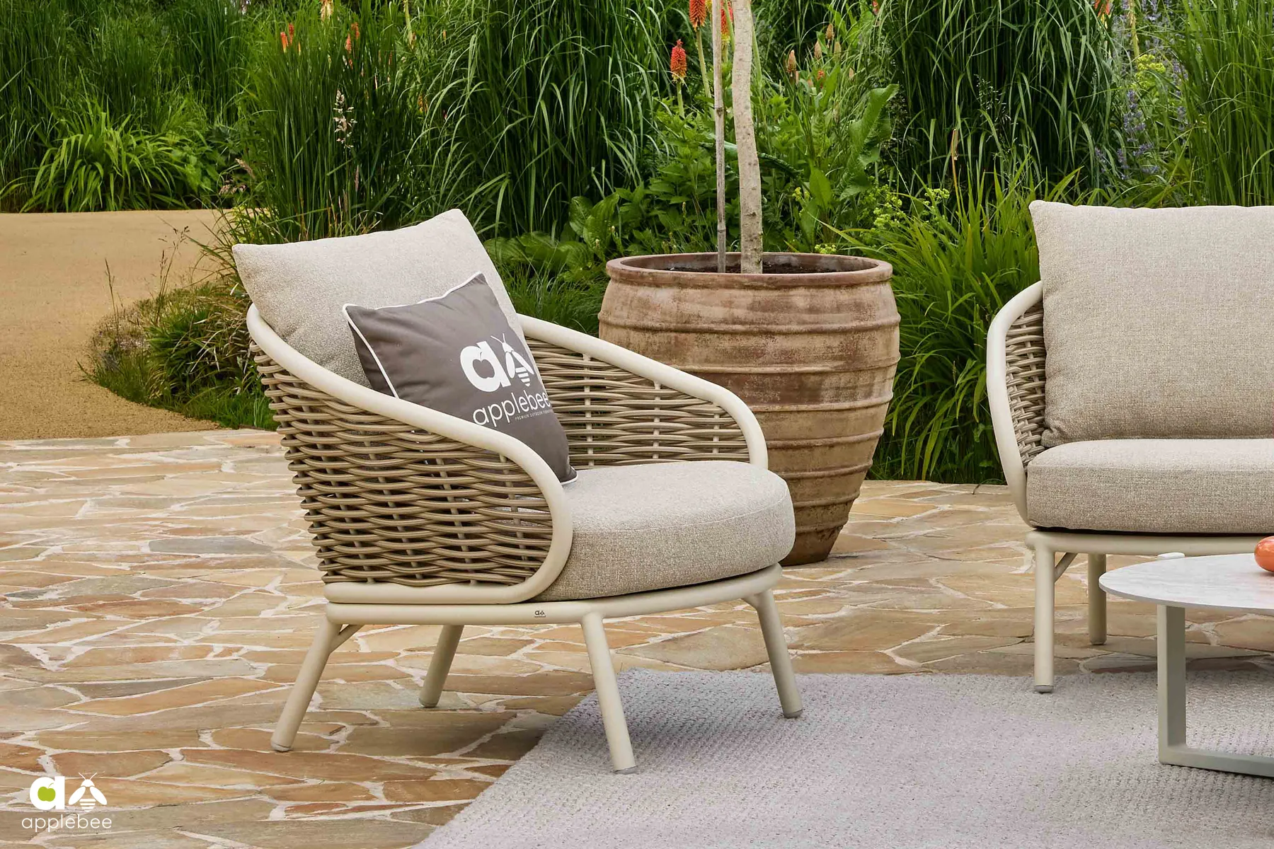 Pine Key Oyster fotel ogrodowy | Apple Bee Pine Key Oyster komplet ogrodowy zestaw wypoczynkowy wygodny fotel ogrodowy meble technorattanowe premium Apple Bee