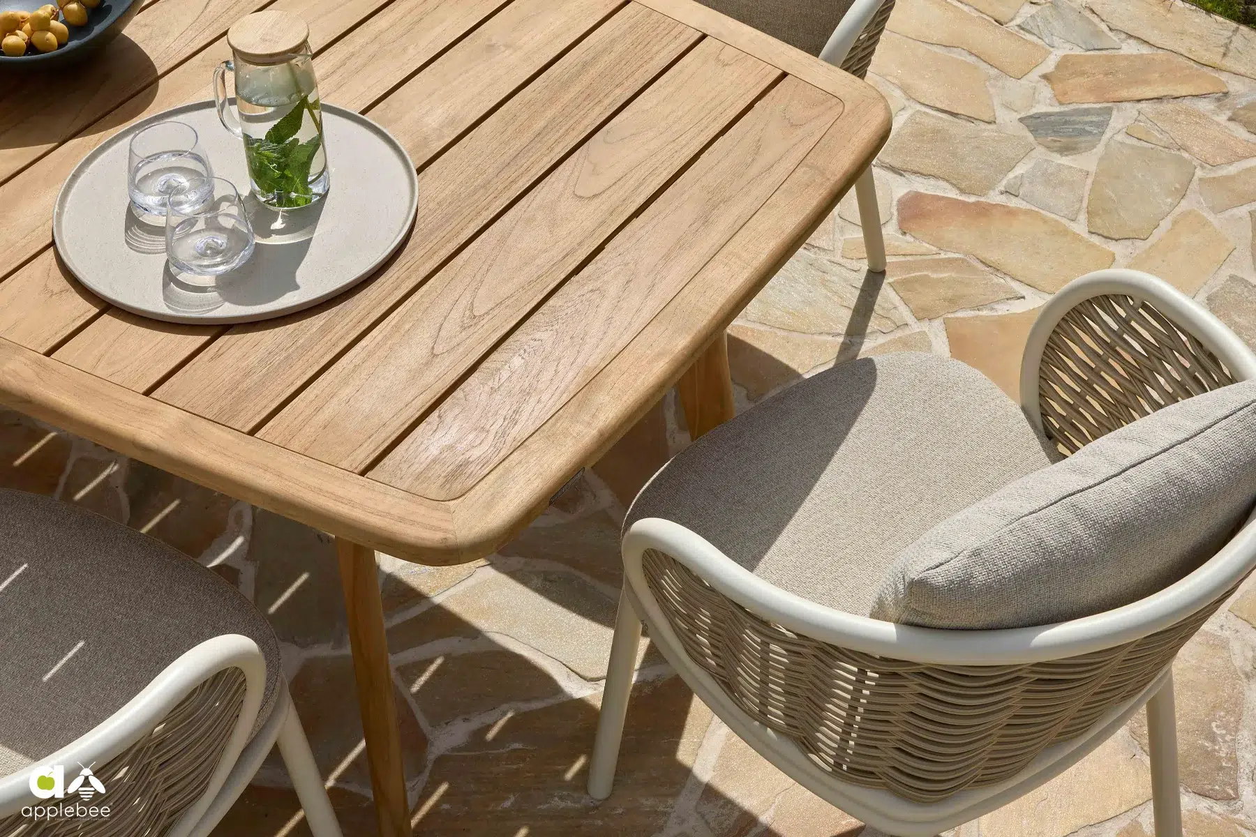 Pine Key Oyster meble ogrodowe | Apple Bee Pine Key Oyster meble ogrodowe stół i 8 krzeseł stół ogrodowy tekowy tapicerka Bee Wett zestaw ogrodowy Apple Bee