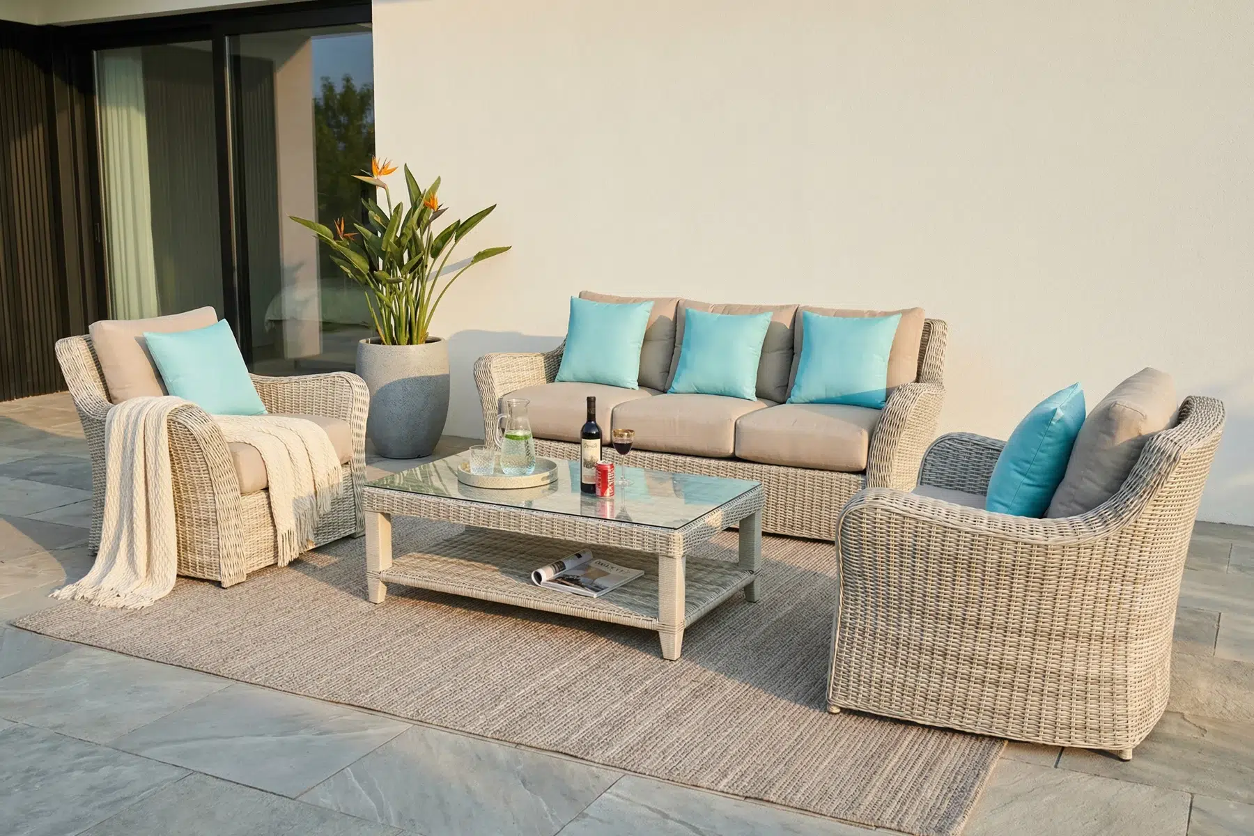 Torino VIP jasny technorattan - propozycja aranżacji | Twoja Siesta Torino VIP meble ogrodowe technorattan jasny zestaw sofa ogrodowa fotel ogrodowy Twoja Siesta