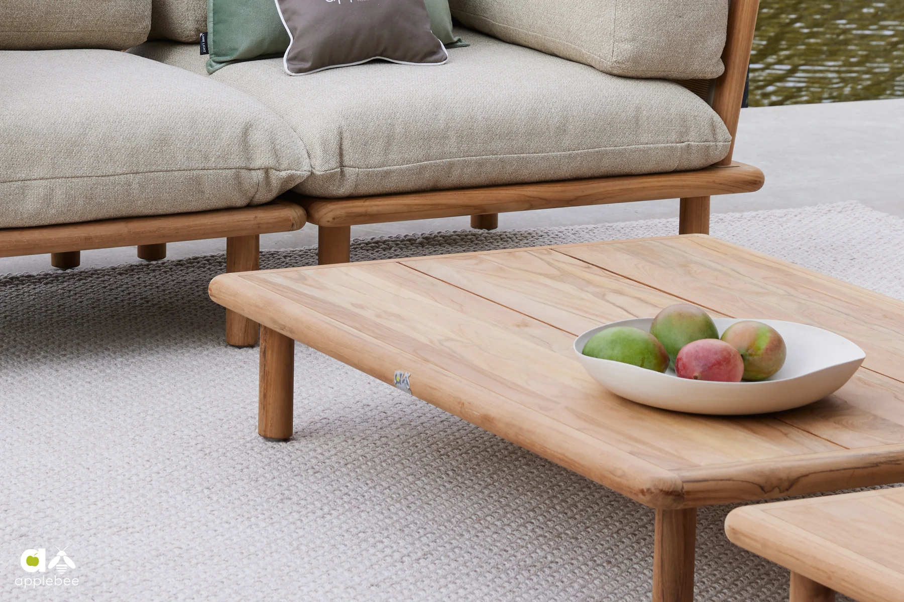 Sling Cotton Flower modułowy narożnik ogrodowy teakowy luksusowe meble ogrodowe drewniane Apple Bee