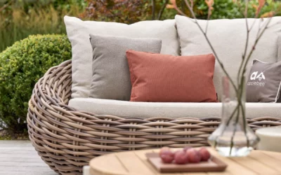 Meble ogrodowe na taras i balkon 2026 – modne trendy, kolory i materiały